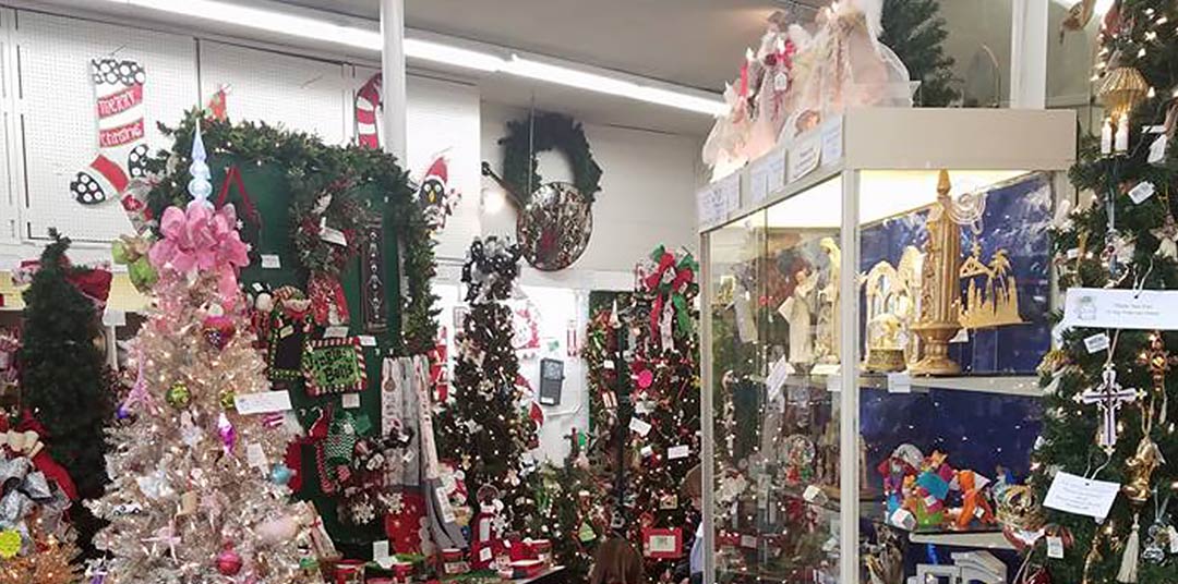 Old Tyme Christmas Shoppe Dan West Garden Center